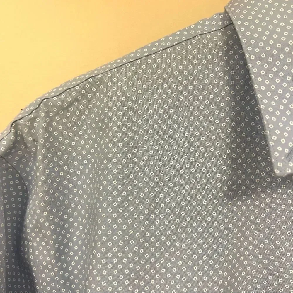Banana Republic light blue patterned button down L